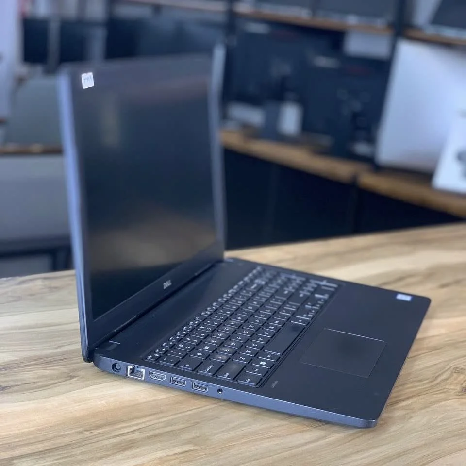 لپ تاپ استوک DELL LATITUDE 3580/i3 6006u/8G/256G SSD/HD - Image 2