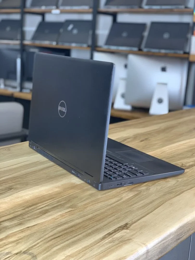 لپ تاپ استوک Dell Latitude 5580 i5‑6300U 8GB SSD 256GB - Image 3