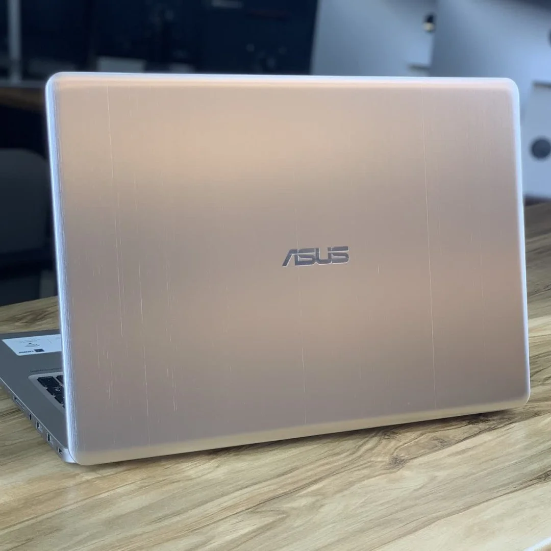 لپ تاپ استوک Asus N580V Core i7‑7700HQ 16GB، SSD 256GB 4GB GTX 1050 4K