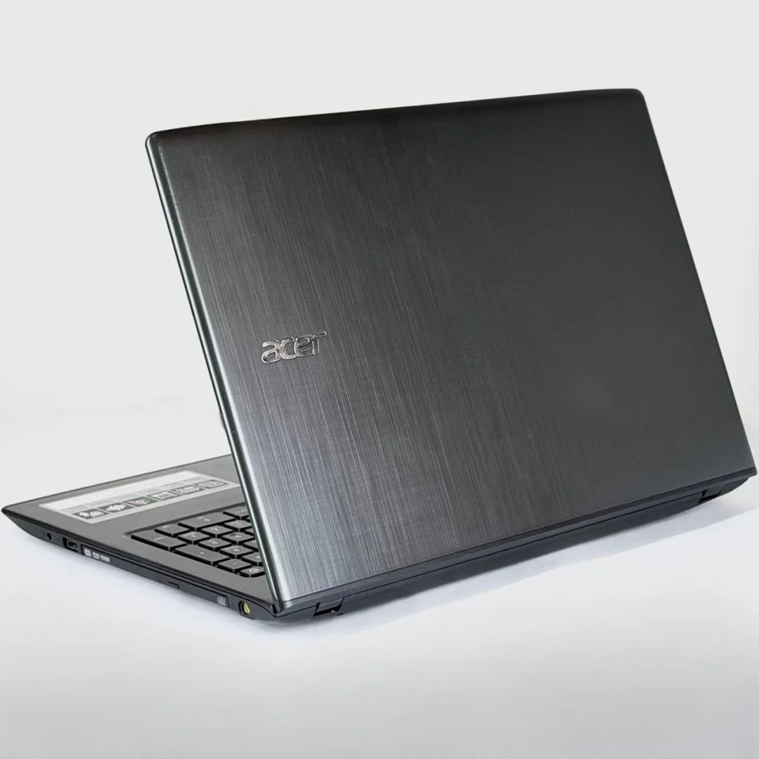 لپ تاپ استوک acer aspire e15-575G Core i5-6200U 8G SSD 256G 2G nvidia 940mx 15.6 FHD