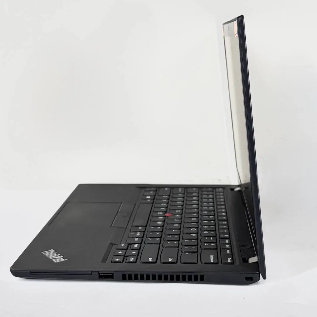 لپ تاپ استوک lenovo thinkpad T14 Core i5-1135G 8G SSD 256G 14 inch FHD لمسی - تصویر 3